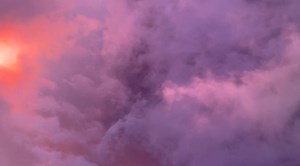 209K views · 5.1K reactions | When the plume gets really really big like during episode 38 it will cover the sun and create a very red orange filter over the entire area and some of the craziest visuals you’ll ever see in the sky… | EpicLava | Facebook