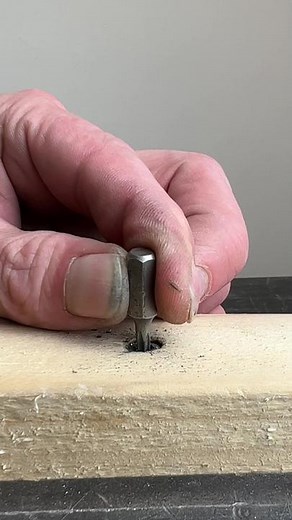 Stripped Screw? Try this. #tipcentric #tips #tipsandtricks #tools #lea...