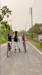 😤🤣#skating #road #cycle #girl #funny #reaction #youtubeshorts #viratshorts #shortsvideo #shorts