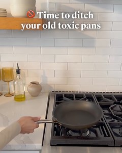 Don’t want harmful chemicals in your kitchen? Caraway’s Cookware Set is made with a non-toxic and non-stick cooking surface so you never have to worry about your health. | Caraway