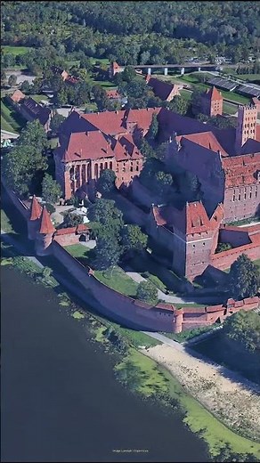 The World’s Largest Castle That Shocked Everyone!