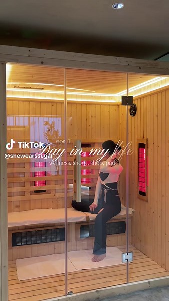 a day in my life as a Sugar model 💗 #SheWearsSugar #adayinmylife #girlsbeinggirls