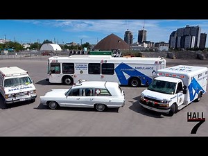 [Walk arounds + Siren demos!] Toronto Paramedic Service - Heritage Vehicles & Support Units 🚑🚨