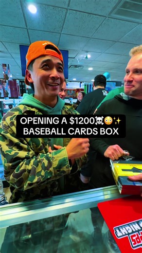 Unboxing a $1200 Baseball Cards Box