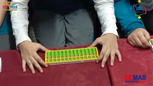 سلسلة فيديوهات توضيحية لتبسيط منهج ال UCMAS من المستوى الأول حتى المستوى الثالث 🌹🌹. الفيديو الثاني 🌹🌹 تحت إشراف: أ.د/ سعد رمضان عطالله رئيس مجلس إدارة المدرسة أ/ محمد البسيوني المدرب المعتمد لمادة UCMAS أ/ سحر سلامة المنسق الإعلامي #مدارس_طيبة_الخاصة 💕 | (Teba schools) الصفحة الرسمية لمدارس طيبة الخاصة