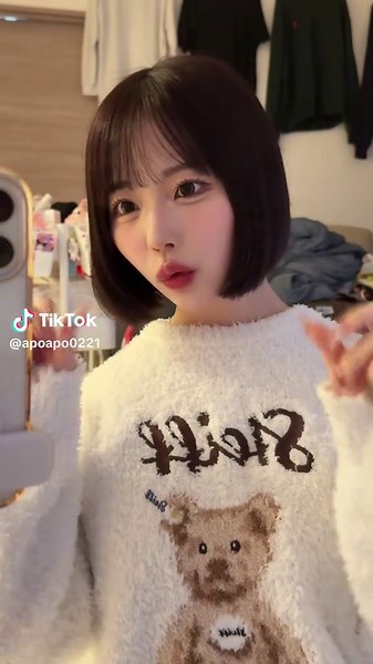 Exploring Japanese New Year Festivities and Dance