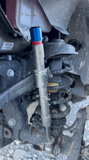 19K views · 40 reactions | Disconnect and reconnect your sway bar on any terrain.  The Apex autoLYNX don’t care if you are on flat ground or rough terrain… simply lock each knob and push one side down until you hear it click into place and you’re all set. The other side will lock as you drive. #apexdesignsusa #apexautolynx #autolynx #swaybar #swaybardisconnect #quickdisconnect #jeep #jeepjt #jeepjl #jeepjk #jeeplife | Apex Performance Products | Facebook