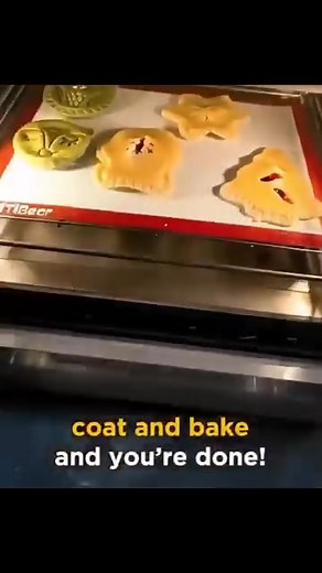 🎄Christmas One-press Hand Pie Maker🎅🏼 ❄️Make cute pocket pies with 1 Press 👩‍🍳Baking made fun & easy Get it👉 | Natureupon·D