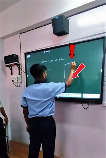 هذا المعلم اختبر الطلاب برسمه هندسيه معقدة ولكن رووووعة