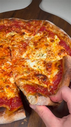 2.3M views · 6.1K reactions | Pizza snuggle笠… oof that’s gotta hurt Baked for 8min on a baking steel pro preheated to 550F. Baking Steel website is linked in my profile and my discount code “PIZZOFART” gets 10% off❤️‍ Try my easy same day dough recipe, it’s pinned as my top post! Tag me in your pizza pics to be featured in my stories | pizzofart | Facebook