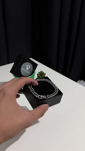 Syempre may entry din ang PERIODIC 🔥📈 ang tindi ng mga sumali sa trend na to🫶🏻 #asokamakeup #trending #accessories #bracelet #necklace #mensfashion #periodicaccessories