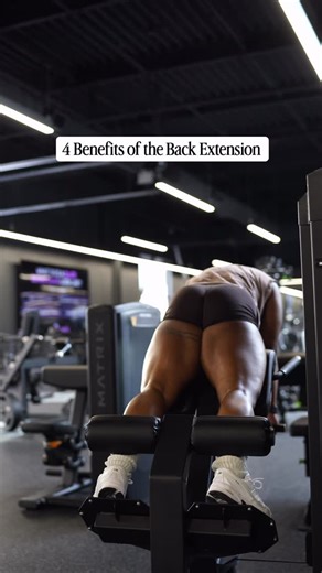 Miss Ikonic | Women’s Online Fitness Coach on Instagram: "This sound 😂😂🗣️Anywhooo th back extension machine is sooooo slept on 👏🏾 Here’s why it deserves a spot in your routine: 1️⃣ Erector Spinae Strength – the long muscles that run along your spine. These muscles are essential for maintaining good posture, spinal stability, and overall back health. Strengthening them reduces the risk of lower back injuries and helps you maintain proper alignment during heavy lifts like squats and deadlifts