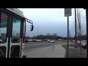 NJ TRANSIT Bus : NABI 416.15 #5600 on the 62 at Woodbridge Center