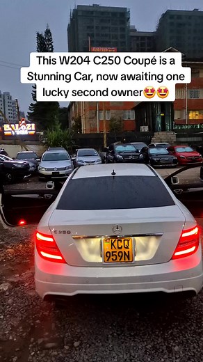 Certified Preowned 2012 Mercedes-Benz C250 AMG-LINE | 137,000Kms