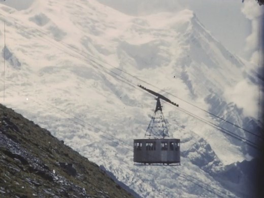 26K views · 423 reactions |  Le téléphérique de l’Aiguille du Midi,...