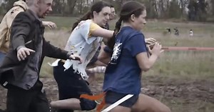 【動画あり】ゾンビが追いかけてくる障害物レースイベント『Run For Your Lives』がめちゃくちゃ楽しそう!!