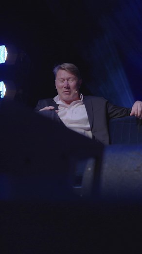 Teammates. Rivals. Friends. Join F1 legends 퐌퐢퐤퐚 퐇퐚̈퐤퐤퐢퐧퐞퐧 & 퐃퐚퐯퐢퐝 퐂퐨퐮퐥퐭퐡퐚퐫퐝 for a night of stories, drama, glory and iconic rivalry!  | Fane | Facebook