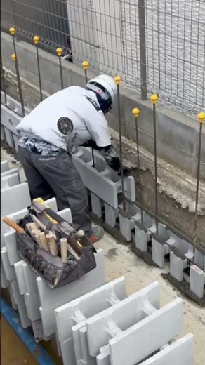 型枠ブロックで擁壁作る‼️