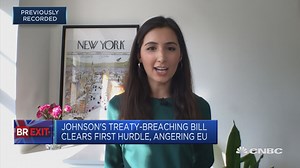 UK lawmakers approve controversial bill reducing the chances of a trade deal with the EU