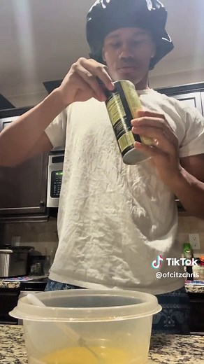 How to Make Scrambled Eggs for Beginners — Easy Step-by-Step