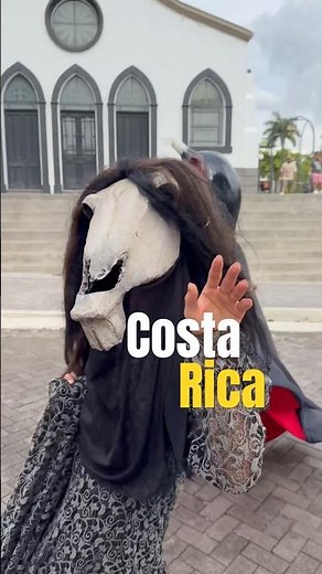 Costa Rica’s traditional masquerades 🇨🇷🎭