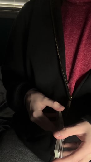 Mastering the Snake Cascade Cardistry Technique