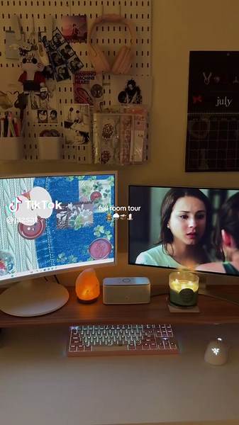 full room tour 🧸🕯️ #roomtour #roominspo #pinterestroom #pinterestaesthetic #cozytok #falltok #cozyaesthetic #cozyroom #gilmoregirls #prettylittleliars #roomaesthetic #aestheticroom #fallroom #fyp #fypシ