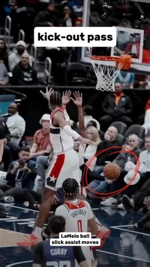 LaMelo Ball Slick Assist Moves #lameloball #nba #basketball #nbahighlights #shorts