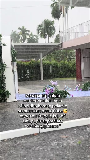 Adeleabridal_ (@adeleabridal)’s videos with bunyi asal - qish. 🧟‍♀️ - .