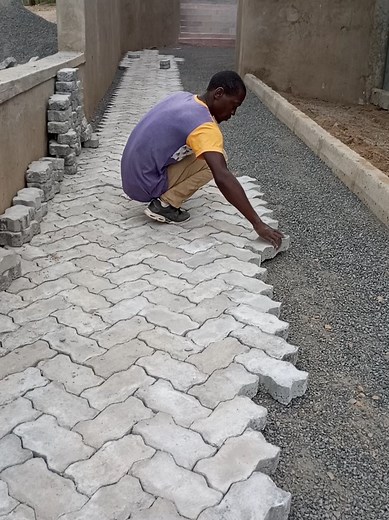 Cómo instalar bloques de pavimentación como un profesional