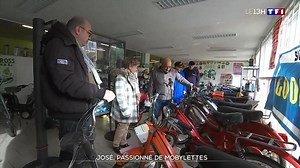 José, passionné de mobylettes, dévoile sa collection