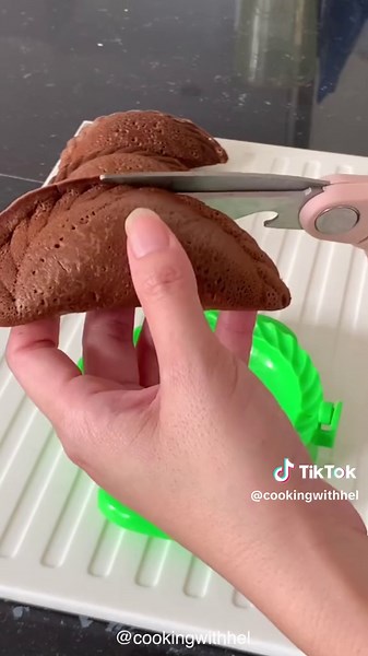 Resep Martabak Lenggang Coklat - Cooking with Hel