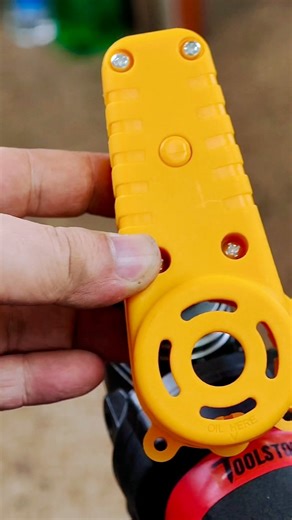 1.4M views · 4.2K reactions | Angle Grinder Chisel Bit — Wood Carving Made Easy #toolstour | Toolstour | Facebook