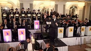 Hamelech is a powerful and uplifting musical composition that captures the greatness and sovereignty of Hashem – the King of the World. With moving melodies and heartfelt emotion, this piece reflects the strength, majesty, and ultimate power of the One and Only King. The song was composed by Chaim Itzkowitz. The Music was arranged and conducted live at his son’s wedding by the world-renowned musical star Dudi Kalish, with the Yedidim choir. #band #choir #livemusic #beautifulmusic #newmusicdaily 