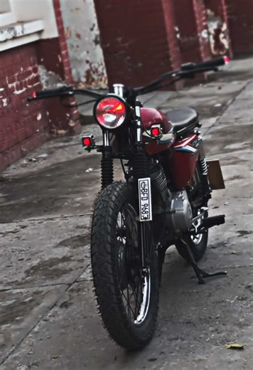 Suggest the Perfect Tank Color for Your Cafe Racer