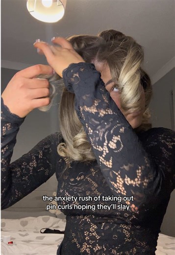 How to Perfectly Take Out Pin Curls