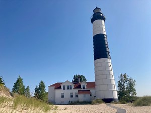 No hiking required: There’s an easier way to visit one of Lake Michigan’s most iconic lighthouses