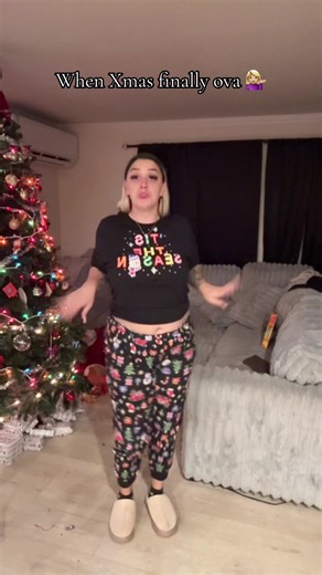 Soo glaaaad Xmas ova #fyp #boo #tiktokdance #trending #christmas