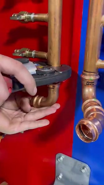 4.3M views · 10K reactions | Next part of our supply manifold build it to install the main waterline which will include a water filter for the house. #diy #plumbing #tools #entrepreneur #realestate #remodel #hardwork #tipsandtricks | WINNI | Facebook