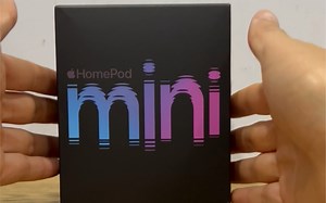 苹果 HomePod mini开箱 这款售价749元的小产品，从日常体验来说，他在技能上的确比不过国产智能音箱，但是个人觉得它的音质表现还挺不错的。