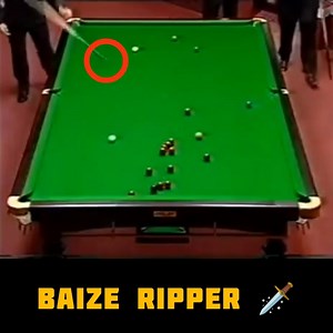 Ronnie & Ebdon have ripped table cloth at World Championship 🤭 | Snooker Freaks