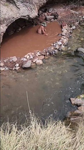 jemez hot springs jemez Pueblo new mexico water is over 100 degrees faranheit