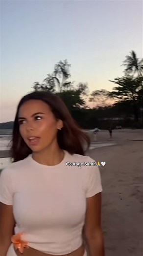 Courage ma vie t’es tellement forte toute mes condoléances on t’aime fort 🤍🤍 @sarah2icy QUEEN HOUSE #sarah #courage #queenhouse #pourtoi