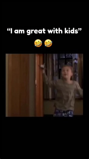 Caeliumx on Instagram: "I am great with kids ***Scary Movie* (2000)** is a **comedy** that makes fun of popular horror movies instead of trying to scare you. **What it’s about (simple):** A group of high school friends start being chased by a mysterious masked killer. Instead of acting smart or brave like in serious horror movies, the characters do **ridiculous, exaggerated things**, and everything goes wrong in funny ways. The movie mostly parodies films like *Scream* and *I Know What You Did L