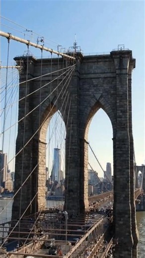 🌉 The Brooklyn Bridge – America ka Engineering Wonder