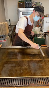 Taiwan’s Unique Grid Pattern Pancake | Street Food Recipes