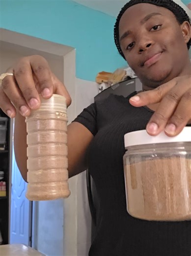 Orégano molido, Comino molido, Pimentón dulce (2), Cebolla en polvo (2), Ajo en polvo (2), Pimienta molida, Perejil, Cilantro molido y por ultimo 2 cucharadas de Sal para que no se pegue y ayude a absorber la humedad #sazon #sazonador #cocina #viral