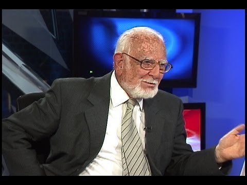 Sergio Villalobos: "Michelle Bachelet es uno de los casos más deplorables de gobernantes de Chile"