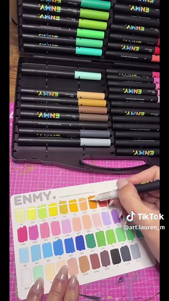 As someone who usually paints and doesn’t even use acrylic paint typically I was really looking forward to trying acrylic paint pens and so far so good. I had only ever used Posca pens to paint rocks about five years ago which I will do another video on bringing those Poca pens back to life. Would love a recommendation of a fine tip acrylic paint pen if anyone has one! #artprocess #paintpens #creator #smallartist #learningisfun @ENMY Art Store