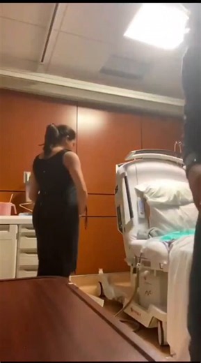 Just bringing back this classic:"We ate and ate and then did the Baby Mama dance around the hospital room. There was nothing but joy and love in that room."- Prince Harry in Spare (2023)And then Meghan Sussex posted this glimpse on their daughter, Lilibet's, 4th birthday.🩷